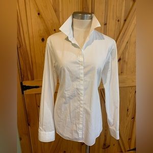 Women’s Land’s End button down shirt